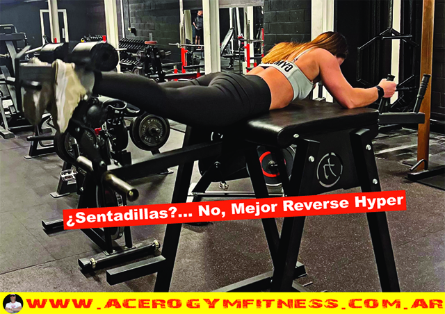 Olvidate-de-las-sentadillas-el-ejercicio-que-mejor-trabaja-los-gluteos,-sin-material-y-desde-tu-casa-reverse-hyper